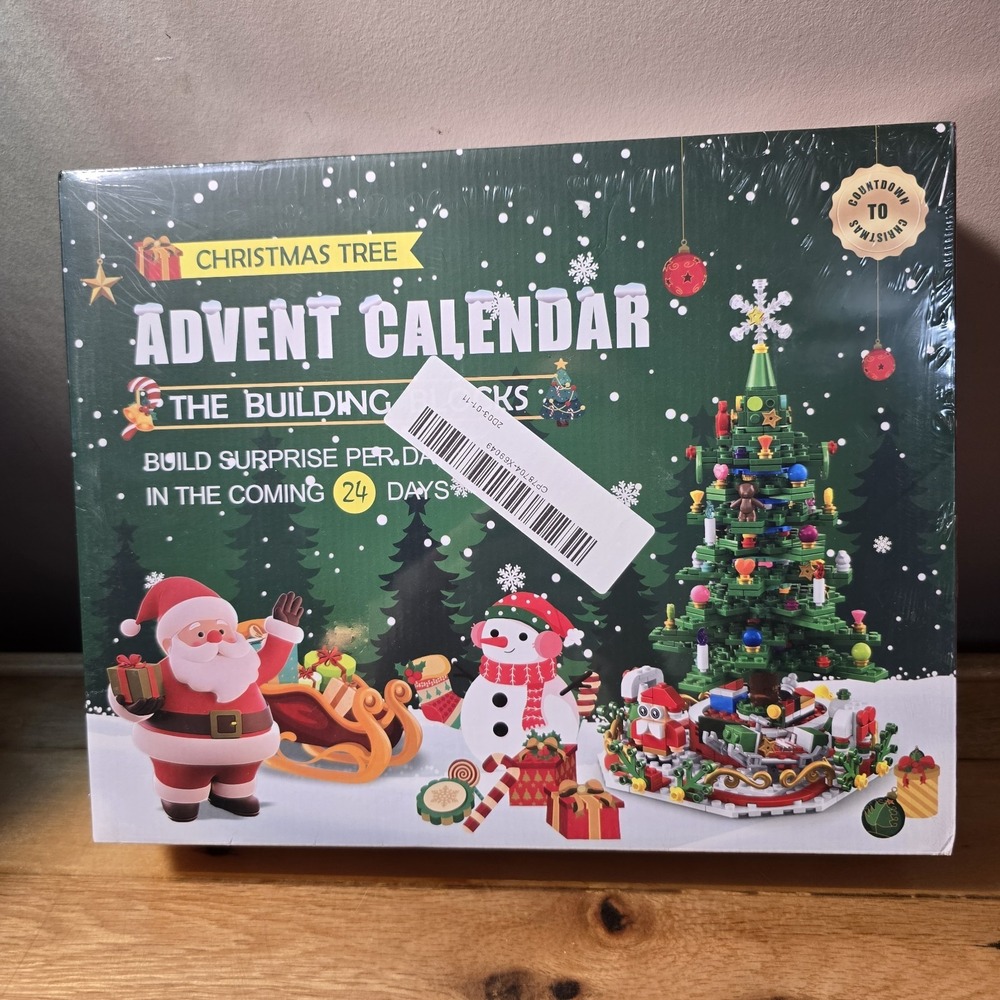 Advent Calendar Christmas Tree Mini Building Blocks 24 Days Sealed Holiday Toy
